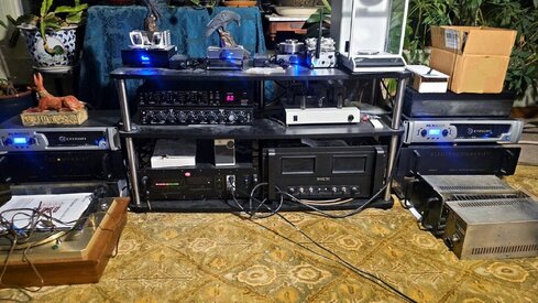 stereo amps-x-overs.jpg